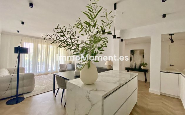 Wohnung - Wiederverkauf - Estepona  - New Golden Mile