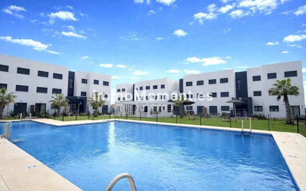 Wohnung - Wiederverkauf - Estepona  - RSO-38796