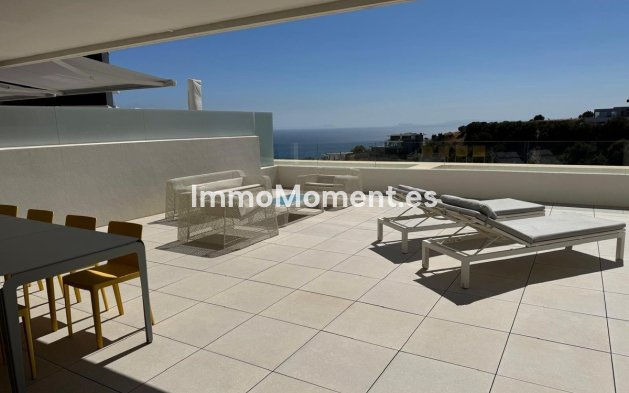 Wohnung - Wiederverkauf - Marbella - Altos de los Monteros