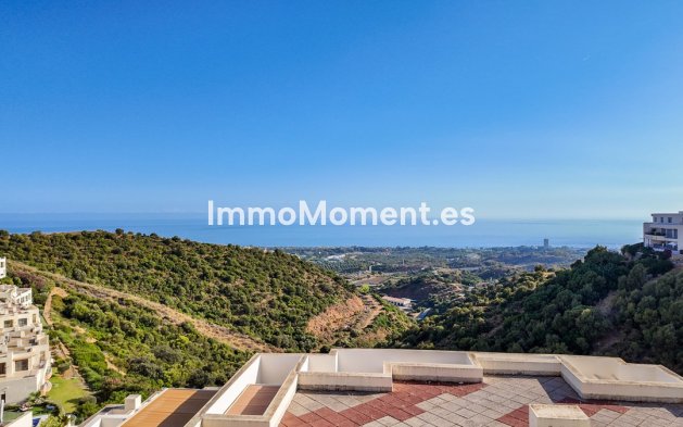 Wohnung - Wiederverkauf - Marbella - Altos de los Monteros