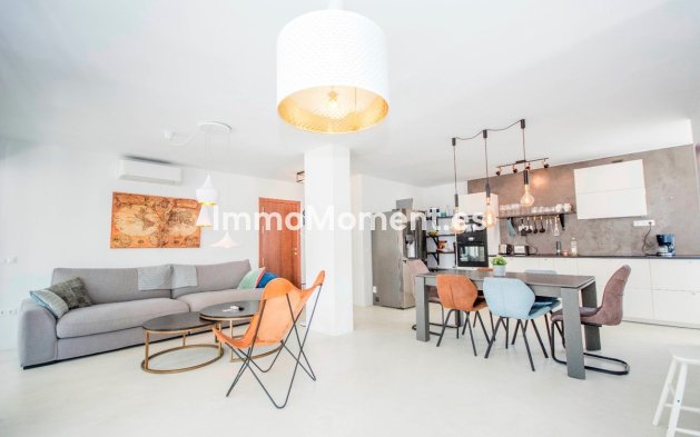 Wohnung - Wiederverkauf - Marbella - Elviria