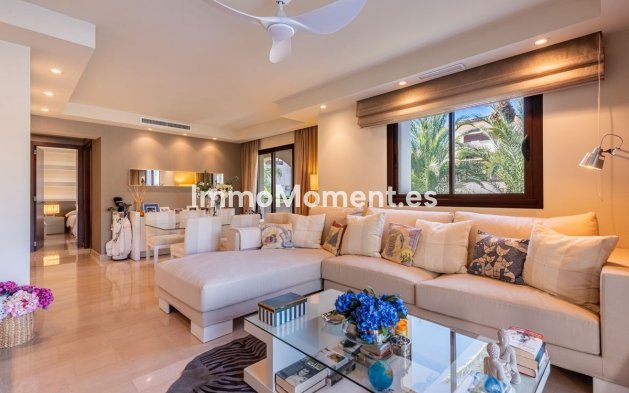 Wohnung - Wiederverkauf - Marbella - Nueva Andalucía