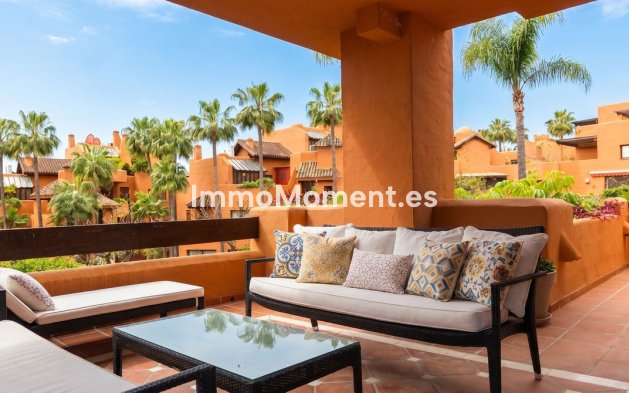 Wohnung - Wiederverkauf - Marbella - Nueva Andalucía
