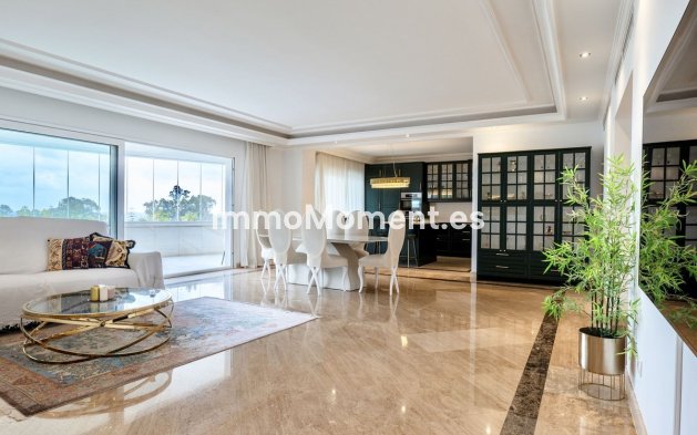 Wohnung - Wiederverkauf - Marbella - Puerto Banús