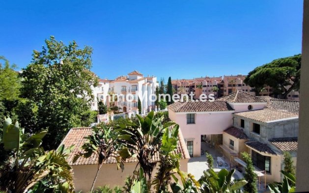 Wohnung - Wiederverkauf - Marbella - Puerto Banús