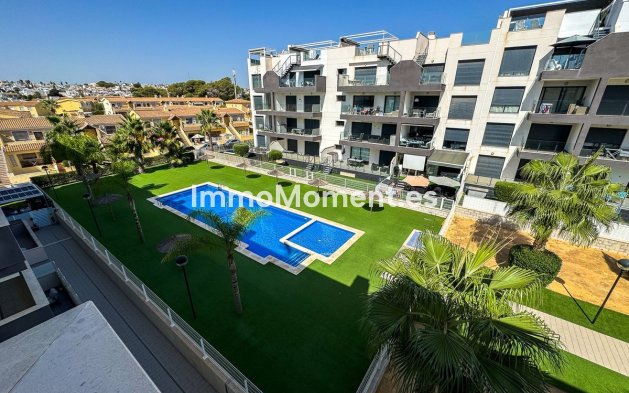 Wohnung - Wiederverkauf - Orihuela Costa - Villamartín