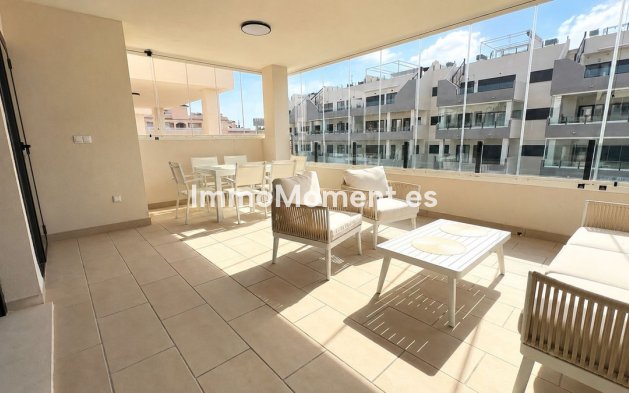 Wohnung - Wiederverkauf - Orihuela Costa - Villamartín