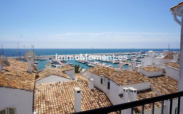 Wohnung - Wiederverkauf - Puerto Banús - Puerto Banús
