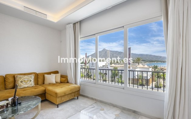 Wohnung - Wiederverkauf - Puerto Banús - Puerto Banús