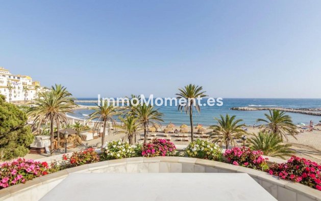Wohnung - Wiederverkauf - Puerto Banús - Puerto Banús