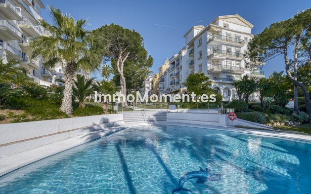 Wohnung - Wiederverkauf - Puerto Banús - Puerto Banús