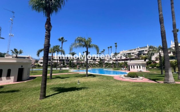 Wohnung - Wiederverkauf - Puerto Banús - Puerto Banús