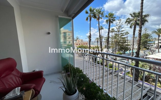 Wohnung - Wiederverkauf - Torrevieja - Torrevieja Centro