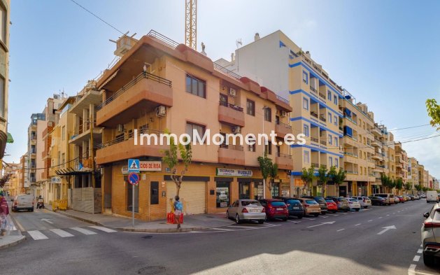 Wohnung - Wiederverkauf - Torrevieja - Torrevieja Centro