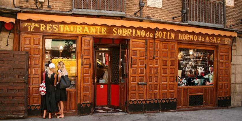 Restaurante Sobrino de Botín: Een Culinaire Tijdreis in het Hart van Madrid