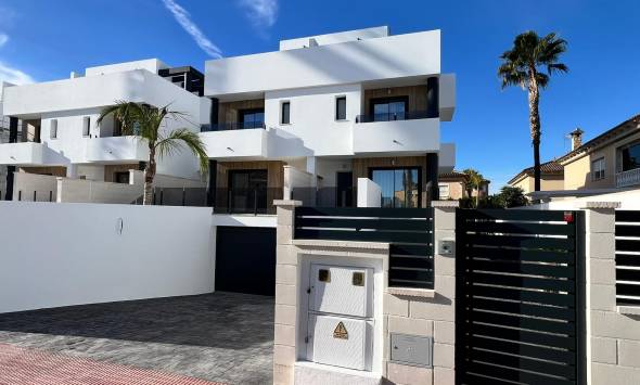 Maison en terrasse à Benferri
