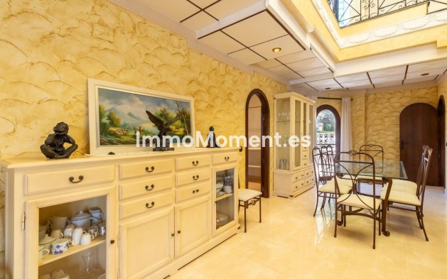 Resale - Detached villa - Orihuela Costa