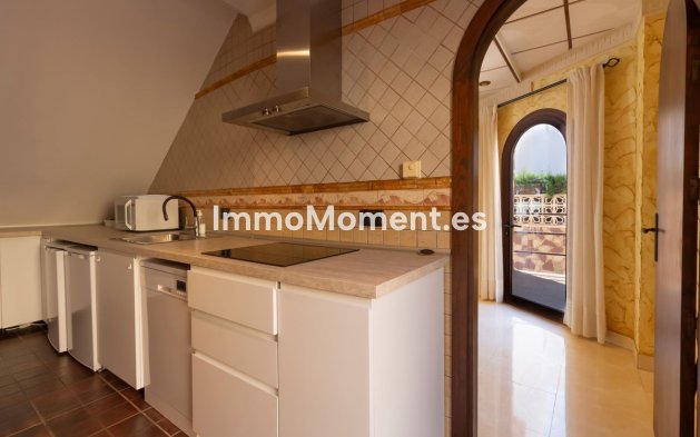 Resale - Detached villa - Orihuela Costa
