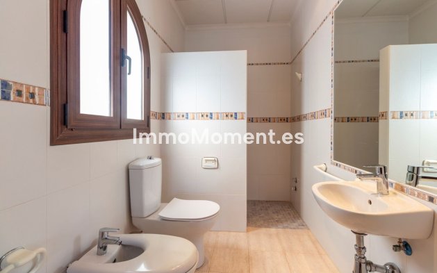 Resale - Detached villa - Orihuela Costa
