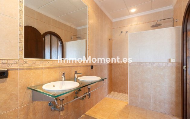 Resale - Detached villa - Orihuela Costa