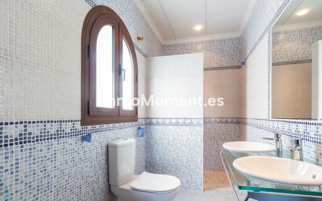 Resale - Detached villa - Orihuela Costa