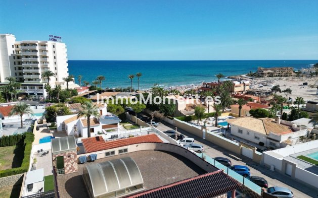 Resale - Detached villa - Orihuela Costa