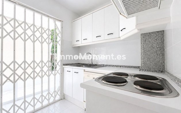 Revente - Maison mitoyenne - Estepona  - New Golden Mile