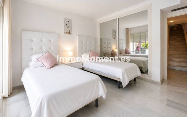 Revente - Maison mitoyenne - Estepona  - New Golden Mile