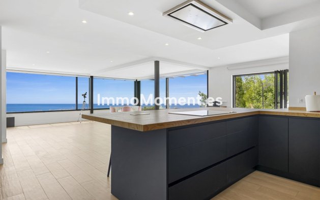 Wiederverkauf - Freistehende Villa - Benalmadena - Benalmadena Centro