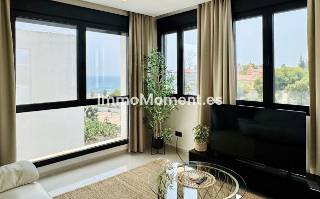 Resale - Apartment - Puerto Banús