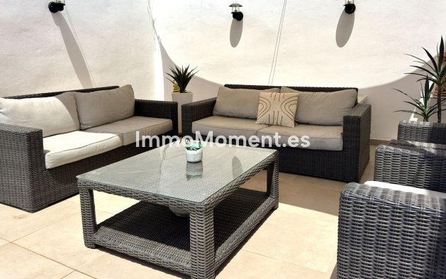Resale - Apartment - Puerto Banús
