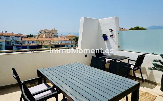 Resale - Apartment - Puerto Banús