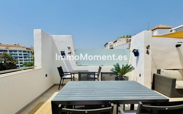 Resale - Apartment - Puerto Banús