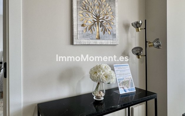 Resale - Apartment - Puerto Banús