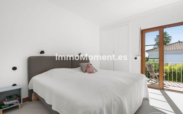 Resale - Detached villa - Estepona - Selwo
