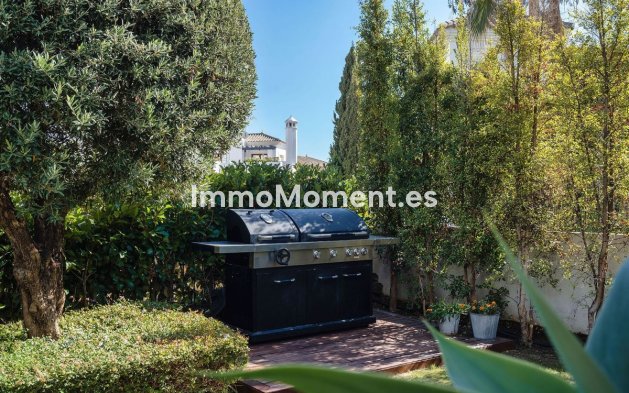 Resale - Detached villa - Estepona - Selwo