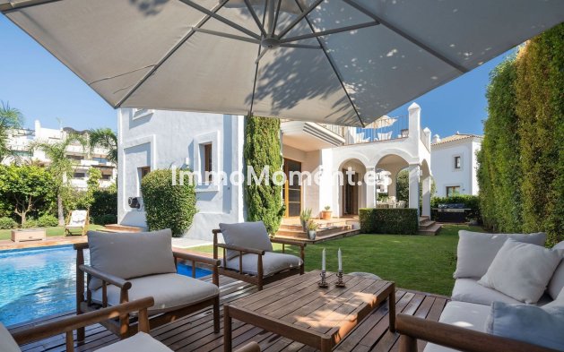 Resale - Detached villa - Estepona - Selwo