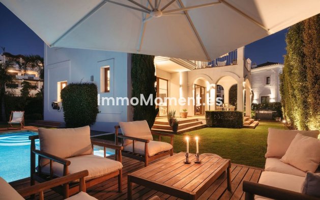 Resale - Detached villa - Estepona - Selwo