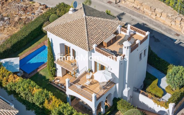 Resale - Detached villa - Estepona - Selwo