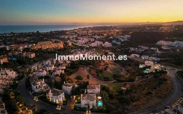 Resale - Detached villa - Estepona - Selwo