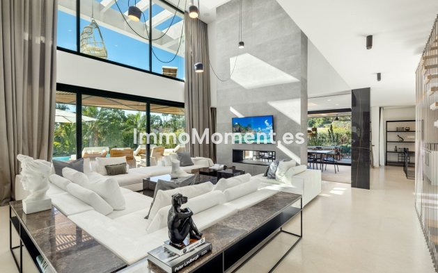 Resale - Detached villa - Marbella - Nueva Andalucía