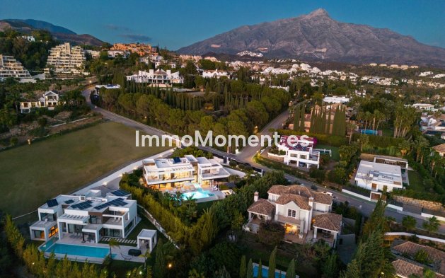 Resale - Detached villa - Marbella - Nueva Andalucía