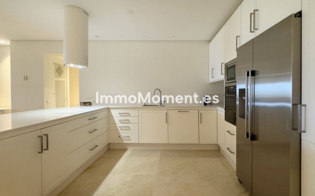 Wiederverkauf - Wohnung - Marbella - Los Monteros