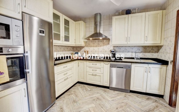 Wiederverkauf - Freistehende Villa - Benalmadena - Benalmadena Centro