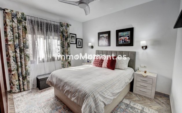 Wiederverkauf - Freistehende Villa - Benalmadena - Benalmadena Centro