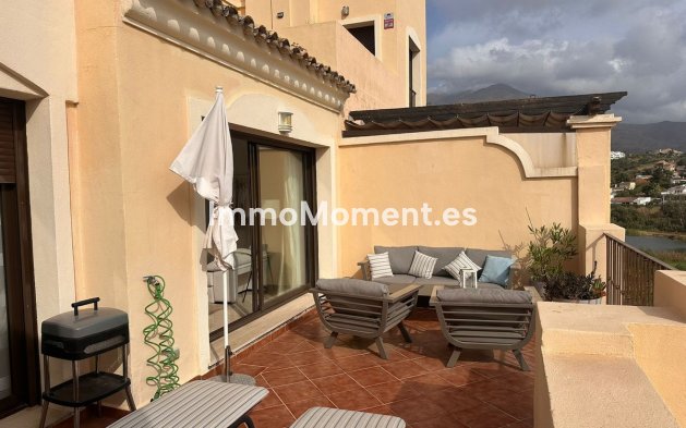 Resale - Apartment - Estepona - Estepona Centro