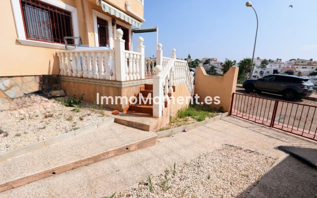 Wiederverkauf - Freistehende Villa - Orihuela Costa - Villamartín