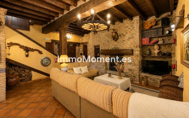 Revente - Maison de campagne - Intérieur                       - Gibralgalia