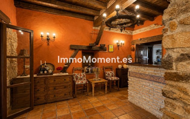 Revente - Maison de campagne - Intérieur                       - Gibralgalia