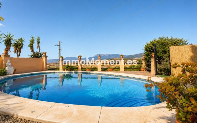 Revente - Maison de campagne - Intérieur                       - Gibralgalia